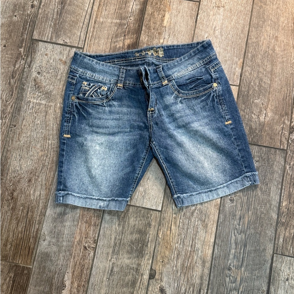 Shorts​​